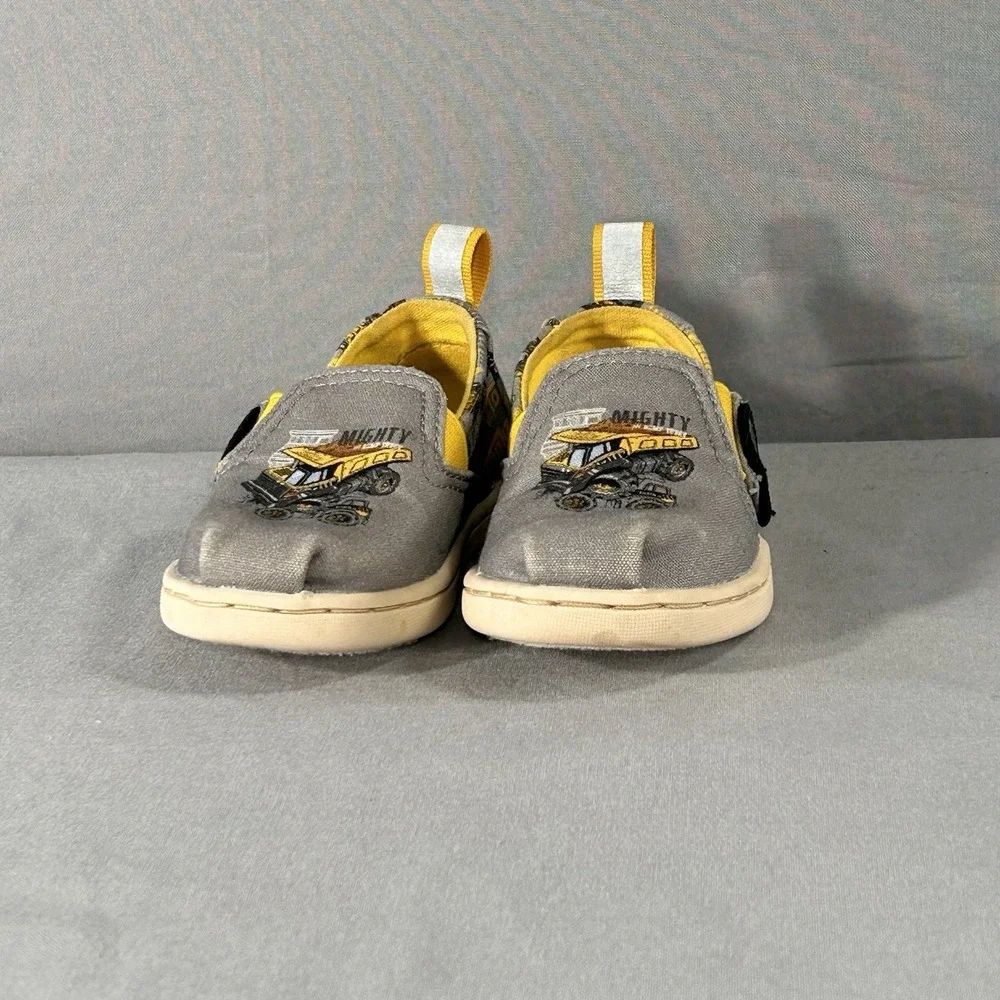 TOMS X Tonka Trucks Toddler‎ Boys' Tiny Alpargata Slip-On Shoes Boys Size 5
